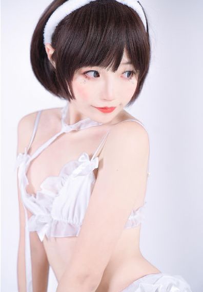 叶子楣裸乳照无奶罩视频_蓝光电影完整版在线观看