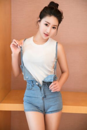 美女视频黄色片_DVD电影在线看