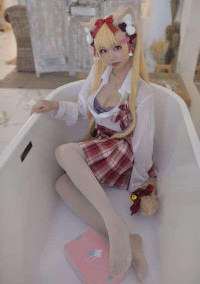 厨房大战刚结婚的少妇在线观看_1080P免费在线观看