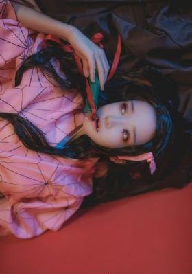 朋友变成黑皮辣妹_720手机免费观看完整